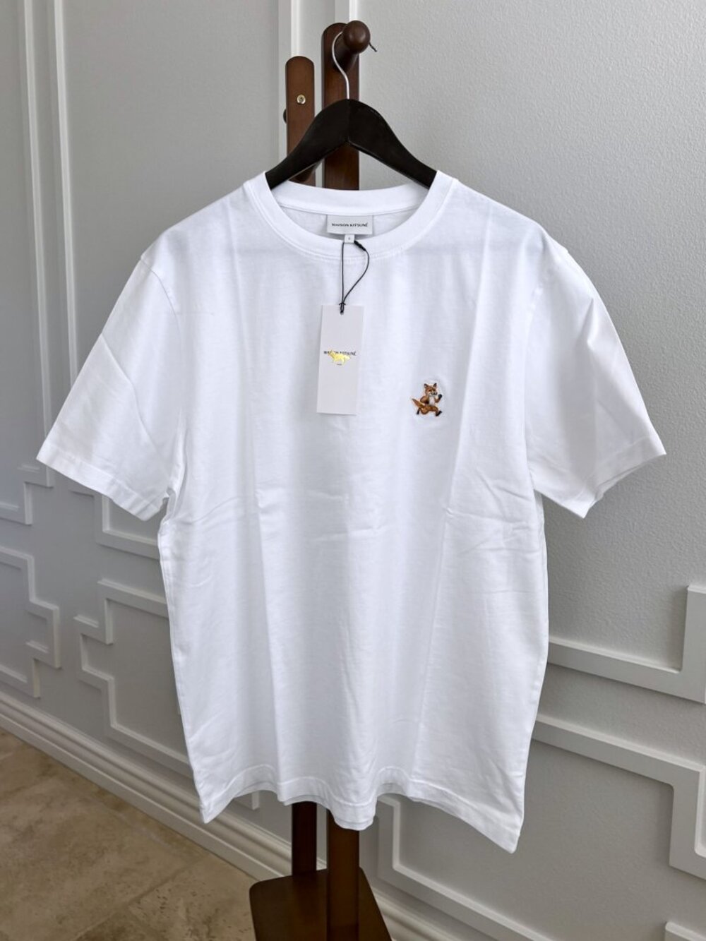 NWT - Maison Kitsune Speedy Fox T-shirt - White🦊